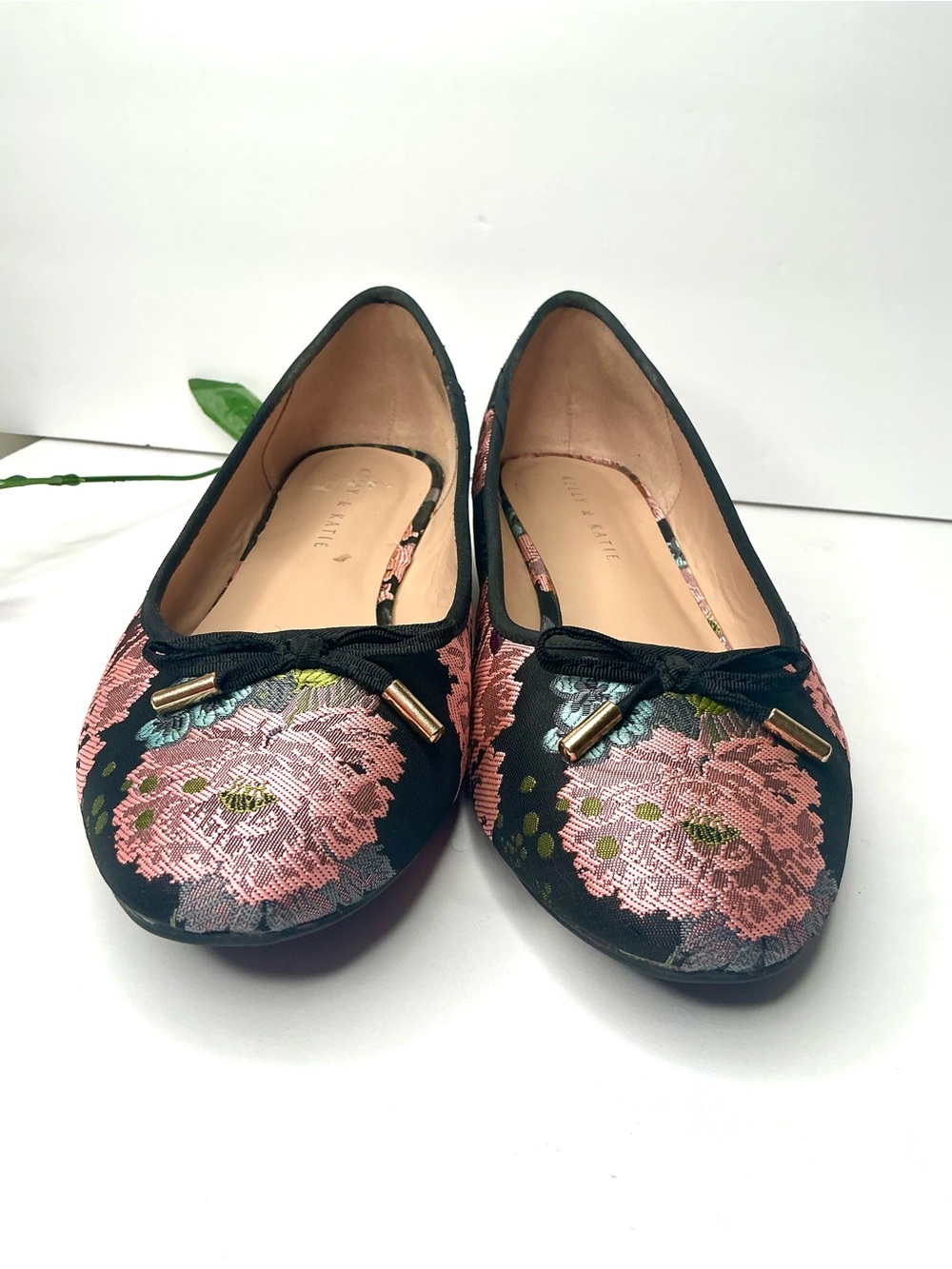 Kelly & Katie Floral Embroidered Ballet Flats Black Pink Jacquard 9.5 - Picture 2 of 5
